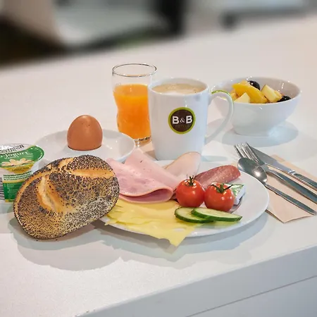 B&B Hotel Darmstadt 3*